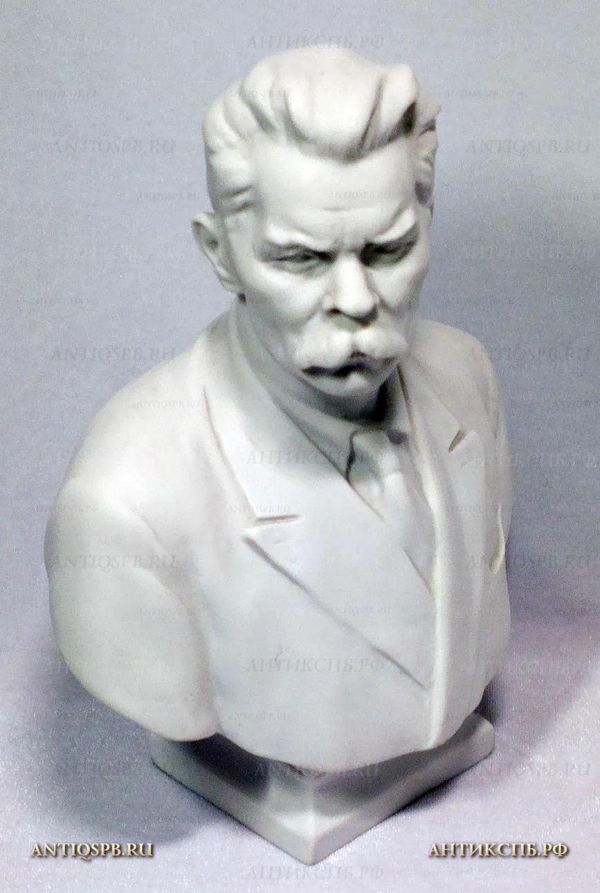 Бюст фарфоровый "Максим Горький". ЛФЗ. Сер. ХХ века. СССР. №19874